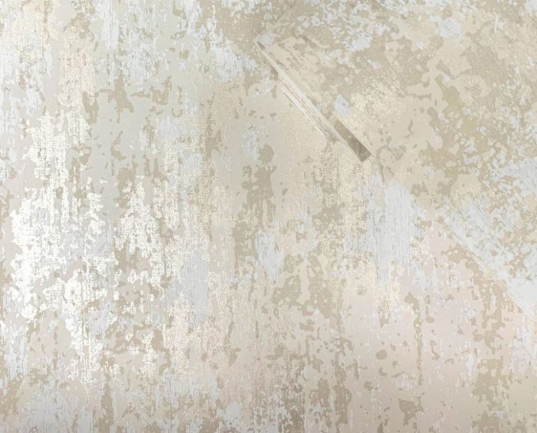 Wall covering in a weathered plaster effect in grey and gold